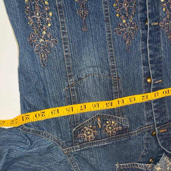 Vintage gold Embroidered Denim Jacket 90’s western style floral embroidery - Picture 8 of 11